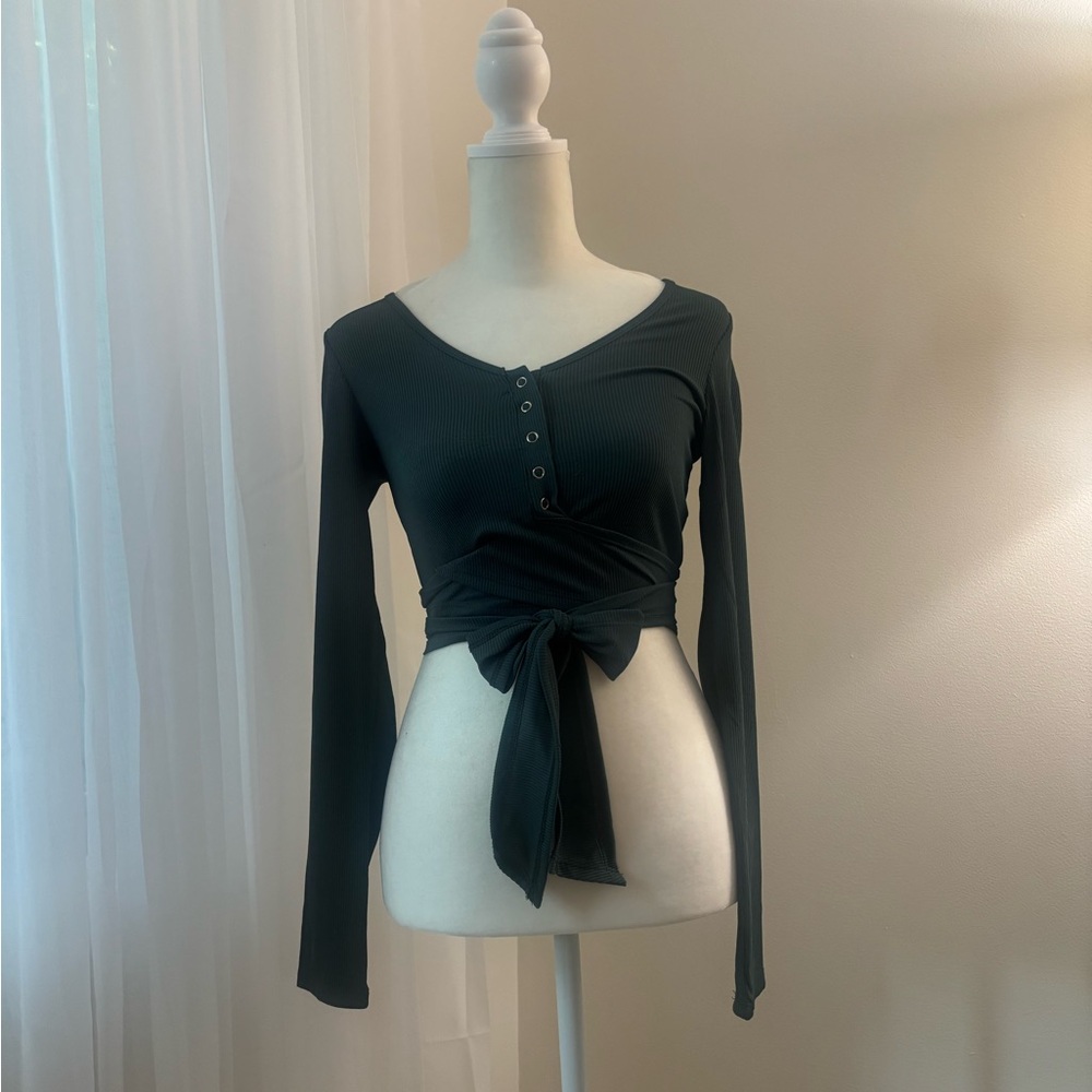 SHEIN Long Sleeve Crop Top with Front Tie